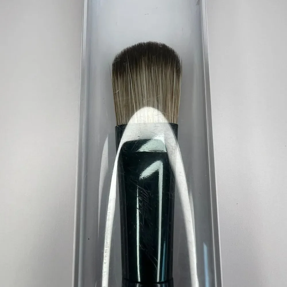 Sonia Kashuk Foundation‎ Brush No. 5 New in Box